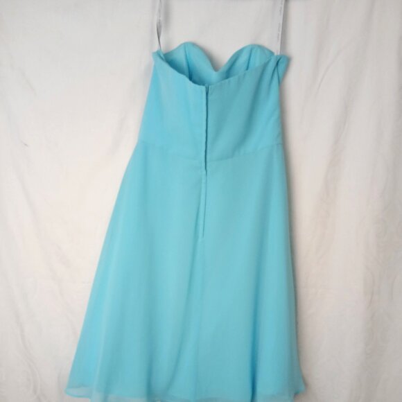 Strapless dress with Flared Skirt and front detail - Picture 6 of 6